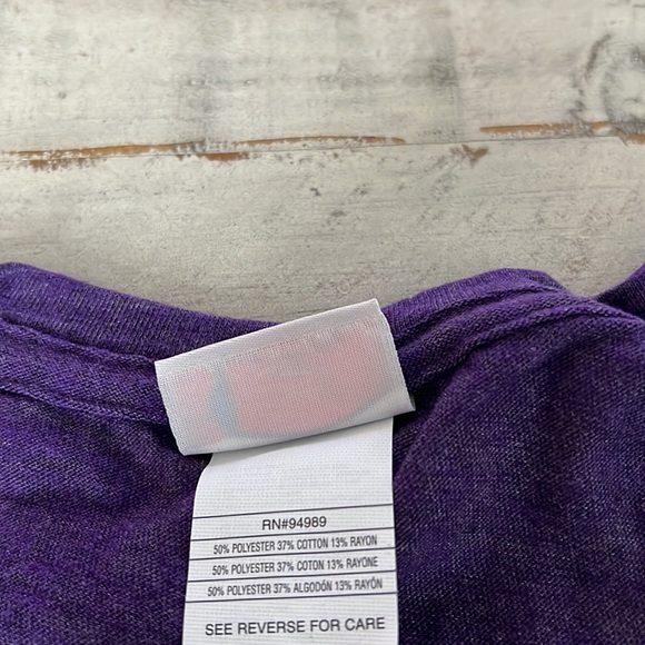 NWT LA Lakers Womens Medium Short Sleeve Shirt - Picture 3 of 3